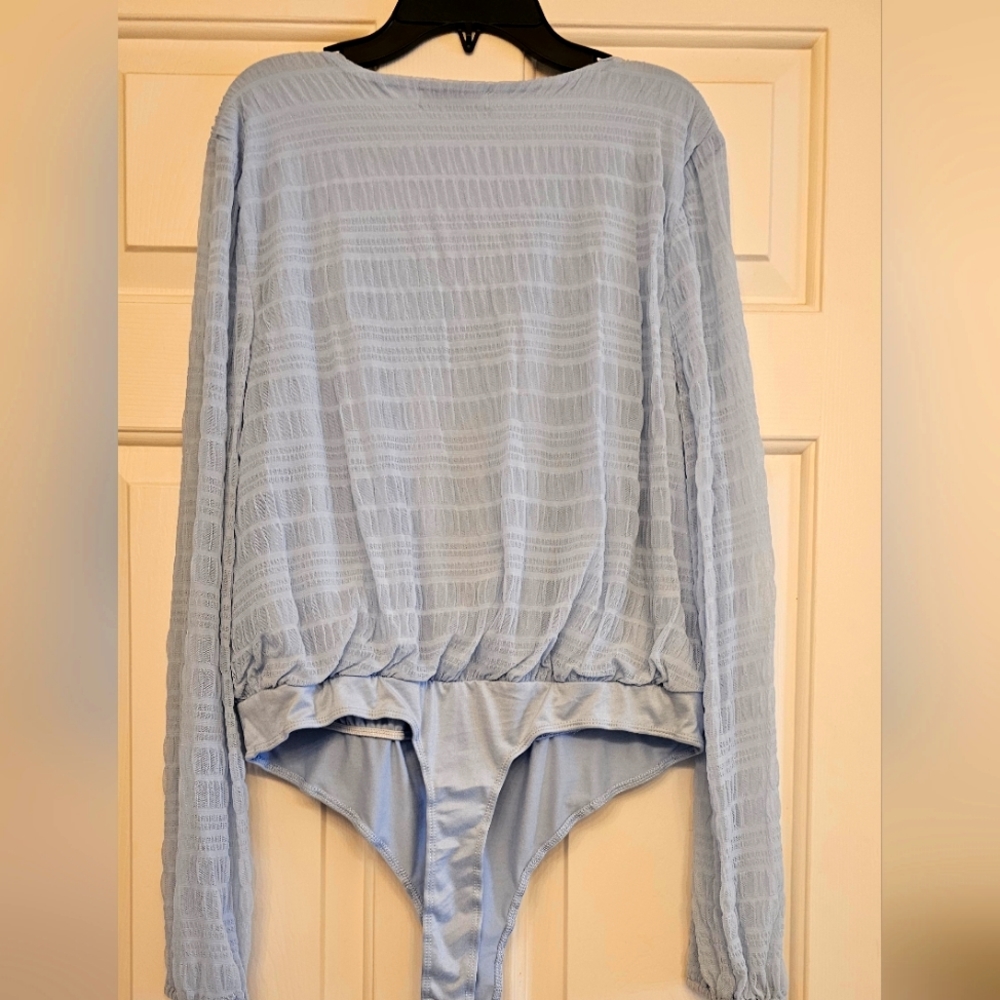 Blouse/bodysuit